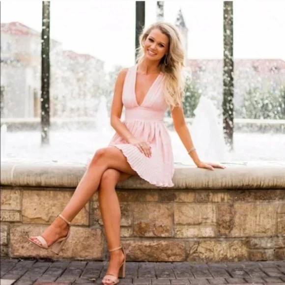 NBD Tonia Mini Dress Size M - Picture 9 of 11